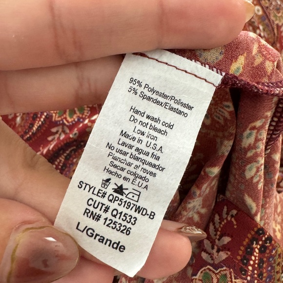 Windsor Paisley Chic High-waist Flare Pants - Picture 5 of 6